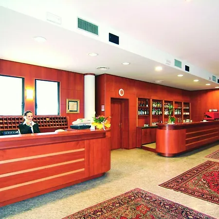 德埃斯特伊尔杜卡酒店