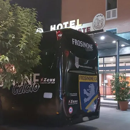 德埃斯特伊尔杜卡酒店 费拉拉